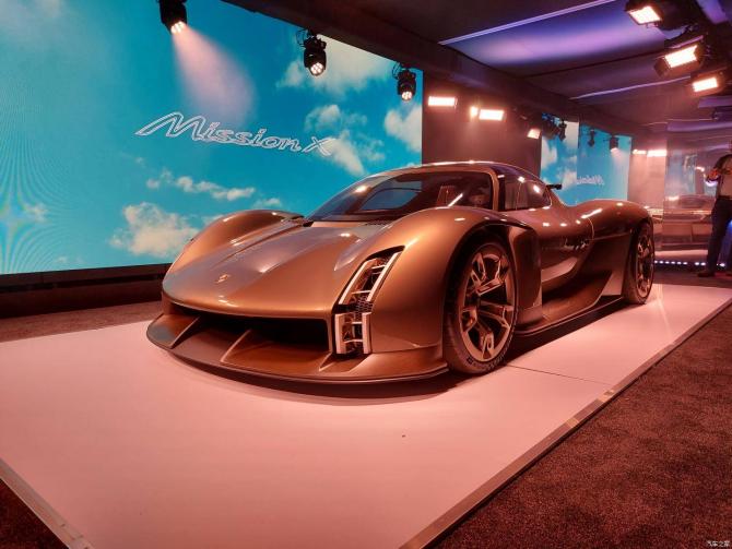 14090152a83c08cf420851.jpg image001.jpg