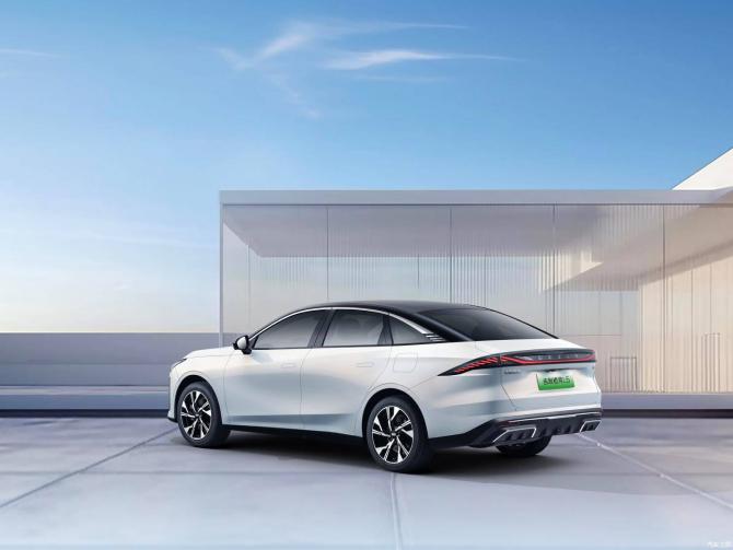 170817286dd59c08339401.jpg image011.jpg