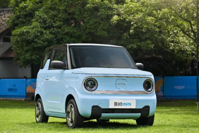 17202556310f4b8ec52366.jpg image003.jpg