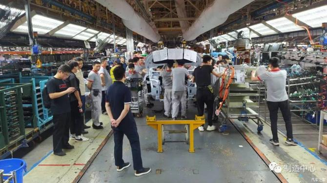 27104109ef52a738eb8138.jpg image002.jpg