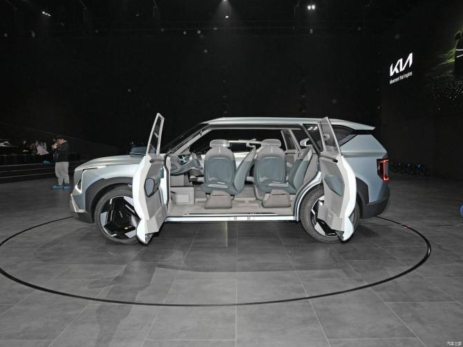 310853035c7d5bec804934.jpg image006.jpg