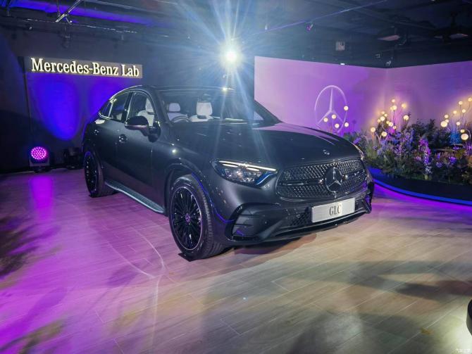 11084855f530fb56d81753.jpg image001.jpg