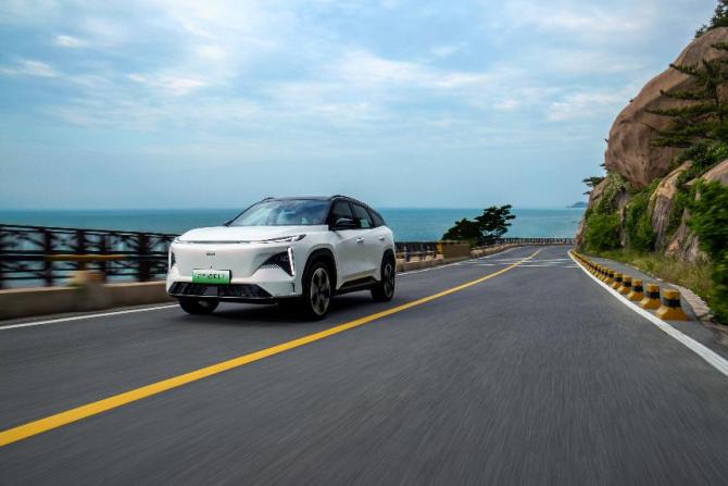 111118049b1a09bac17605.jpg image003.jpg