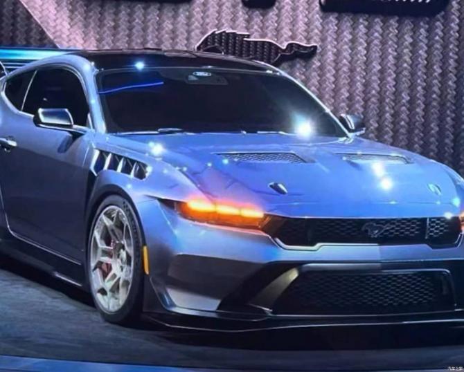 18090104b7a3ba3ee85304.jpg image001.jpg