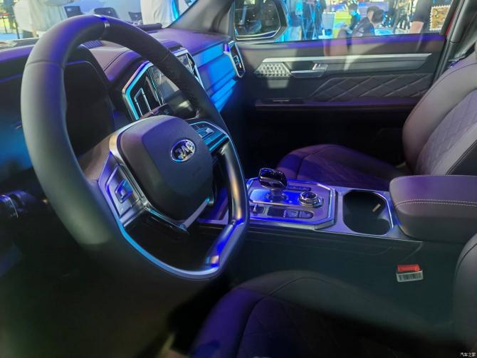 251006332796aca3717720.jpg image005.jpg