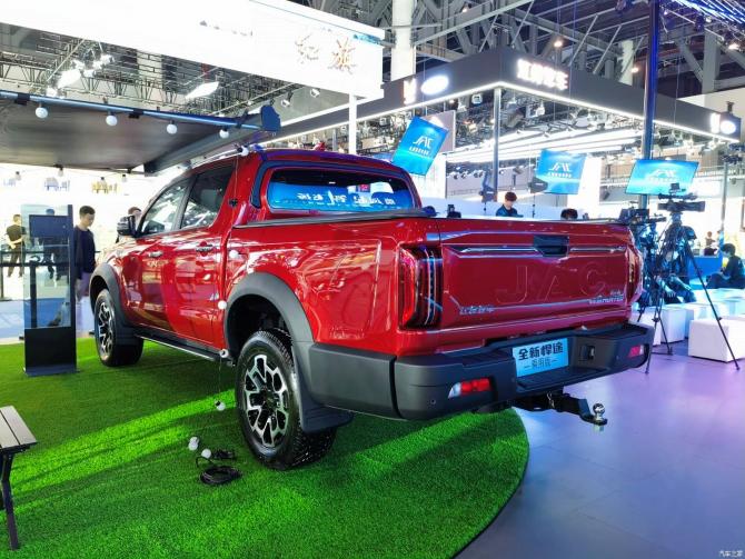 25100638d21670a3821432.jpg image003.jpg