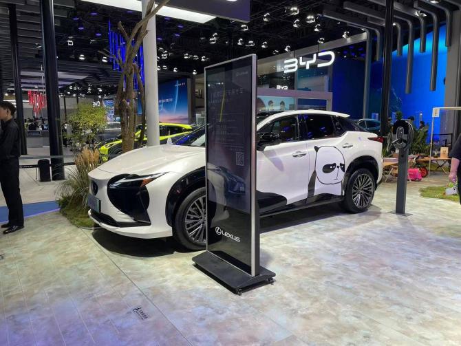 25101020b37f3aa5582528.jpg image004.jpg