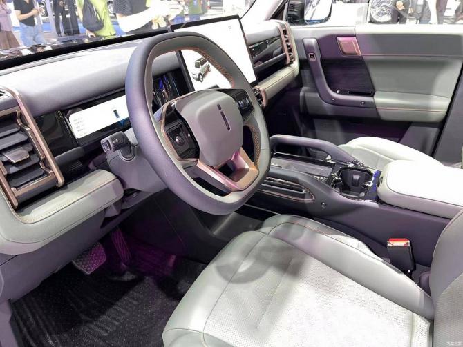 251056306749eb2db25221.jpg image001.jpg