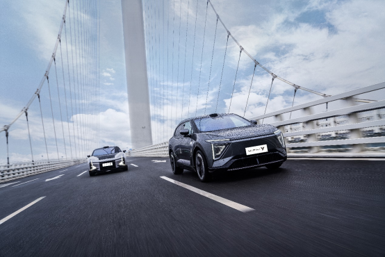 1692949416592425.png image.png