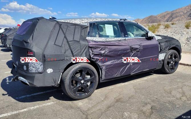 30090214f046778b3c8774.jpg image002.jpg