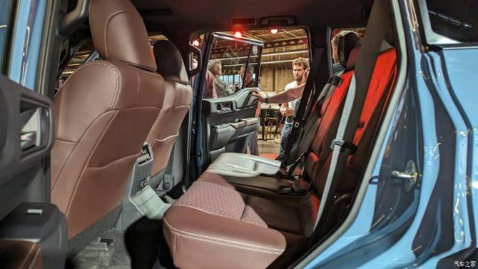 040900366304d51abf1006.jpg image011.jpg