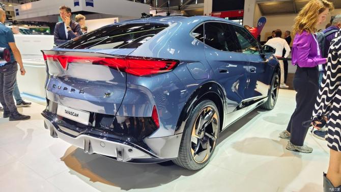 05082605a86f2c8dba5809.jpg image002.jpg