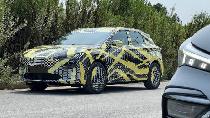 130857242e13e100355653.jpg image001.jpg