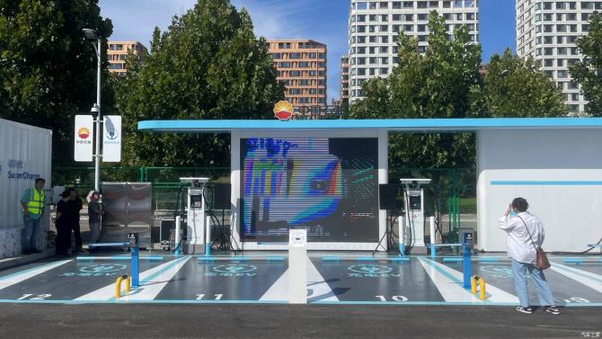 2108243705729fe5d11717.jpg image003.jpg