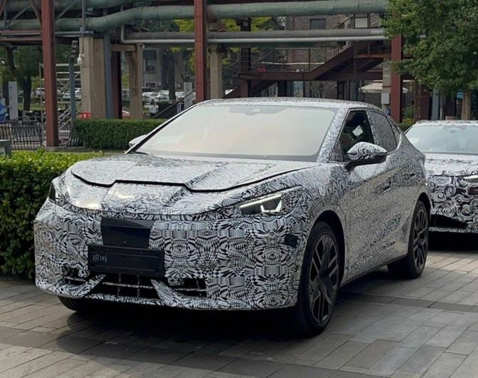 27081624d0705622bb2462.jpg image002.jpg