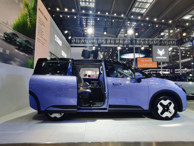 070959432be9b849a30502.jpg 5.jpg