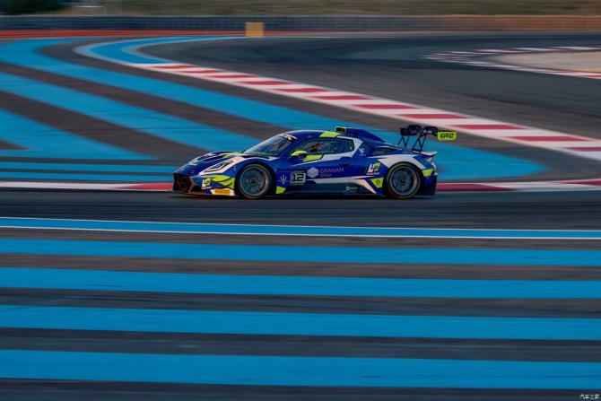 10081352a40ba67ae79720.jpg image003.jpg