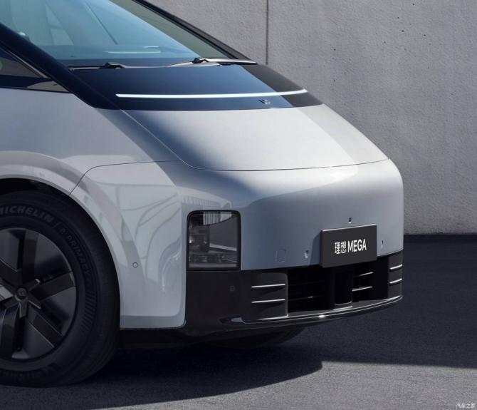 1908165774a5a9065c0264.jpg image003.jpg