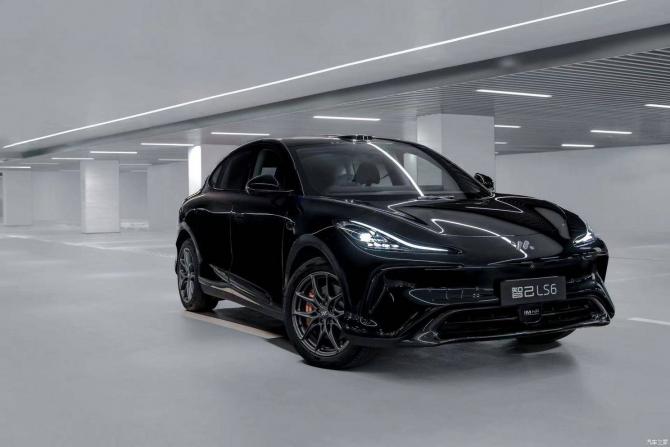 31082702dcbbee0c4f1597.jpg image002.jpg