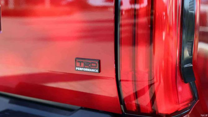 02081341ddc75a799c8302.jpg image002.jpg