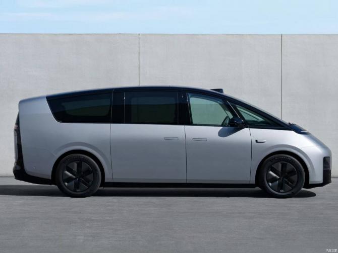 07084547ec3158e2fc5305.jpg image004.jpg