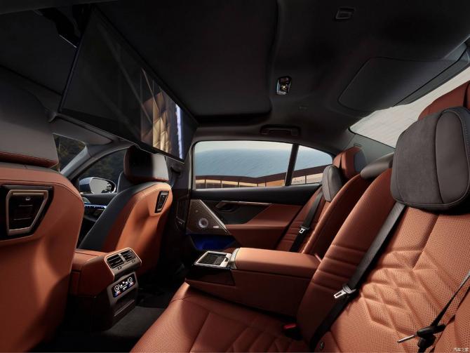 070853053e28eddf026665.jpg image010.jpg