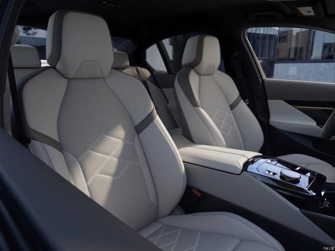 0708531628b12799f95266.jpg image006.jpg