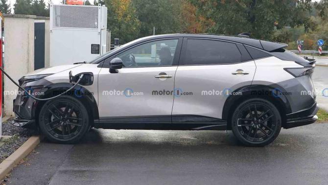 08093623275704421b9012.jpg image003.jpg