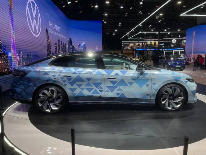 170908390497cd4bc72587.jpg image003.jpg