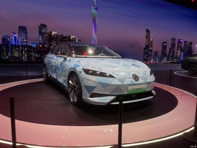 17090845cd2f5809bc4008.jpg image001.jpg