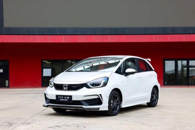 21082015a521e9b01d7467.jpg image002.jpg