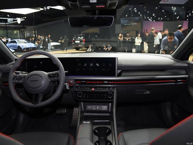 21082527774df6698a3832.jpg image005.jpg