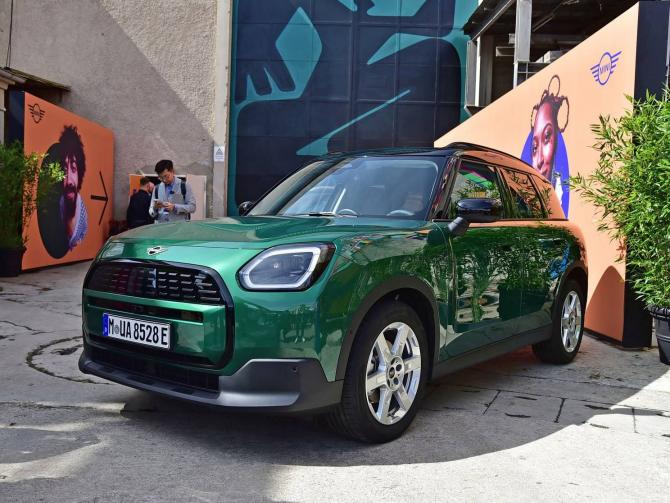 24081601f29d111a5a0908.jpg image002.jpg