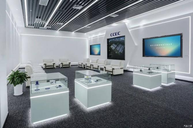 27091855818d8d3dfa8143.jpg image002.jpg