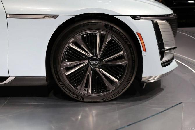 04081801bd331219fb3902.jpg image005.jpg