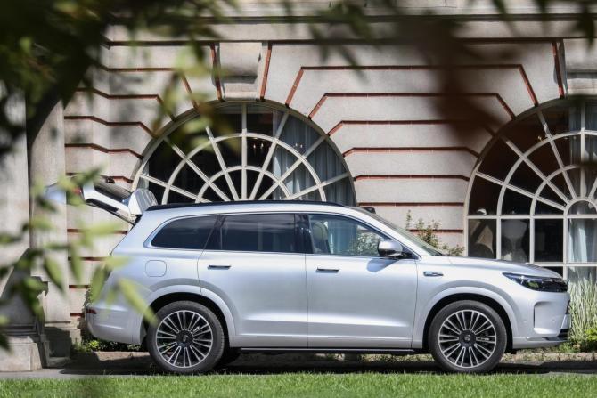 0816072742cb93bead4300.jpg image004.jpg