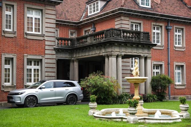 081607345fa515e8ee7770.jpg image003.jpg