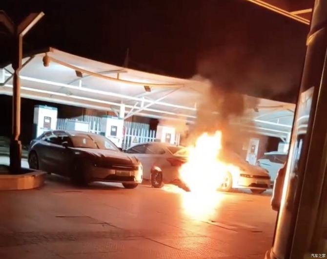 110858475a40f528b90577.jpg image001.jpg