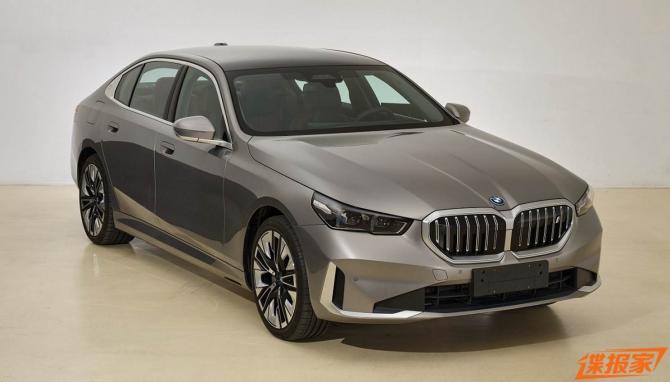 11090731579f30c5da6405.jpg image002.jpg