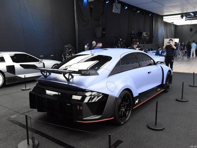 13082522ef0555b7d47682.jpg image005.jpg