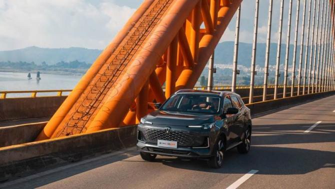 2819073361136071f78469.jpg image008.jpg