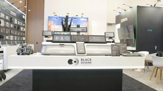 120931312319b0bac04516.jpg image003.jpg