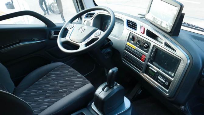 12095651a6971eb6380753.jpg image002.jpg