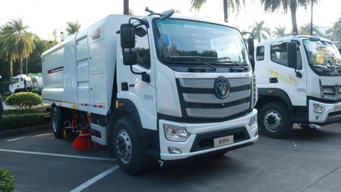 12095658a237d66b180681.jpg image001.jpg