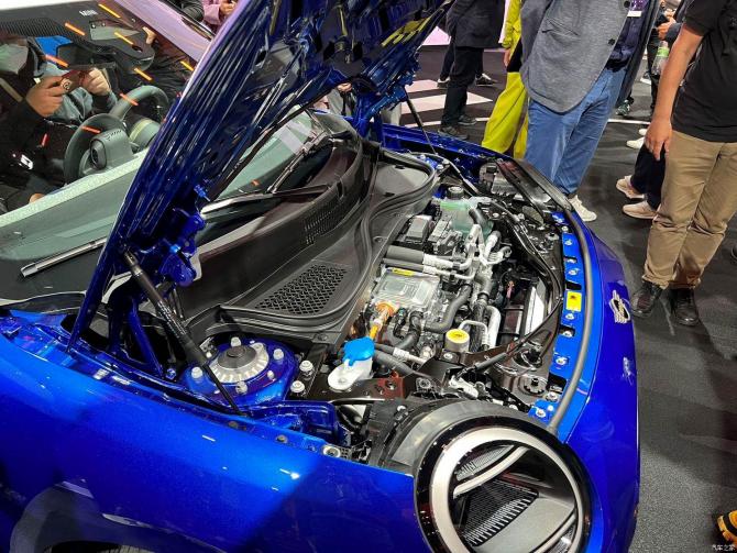 160835304f687f15ab1540.jpg image009.jpg