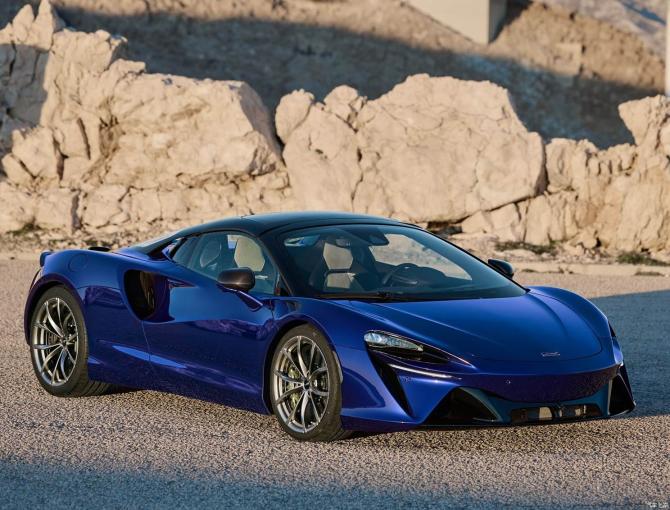 27082913ad80f0ba606729.jpg image002.jpg