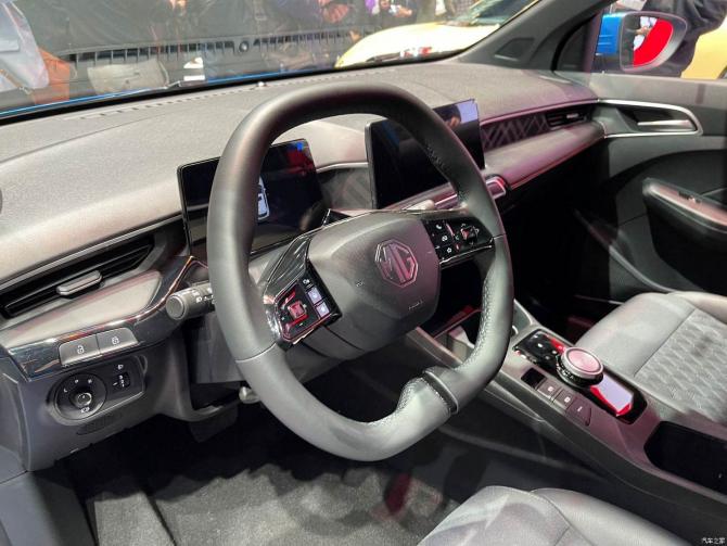 27084904884bcb9f511852.jpg image010.jpg