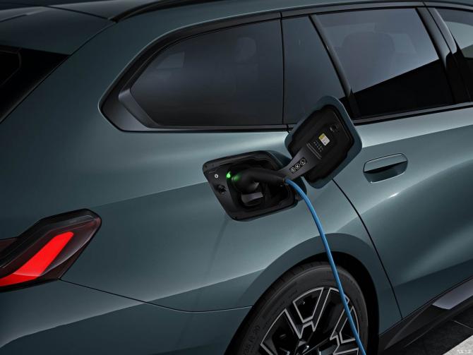 0508210899ccb4c4a25241.jpg image016.jpg