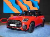 本月國內(nèi)亮相 新MINI JCW COUNTRYMAN