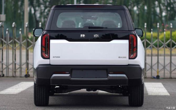 0608515296725efa216149.jpg image010.jpg